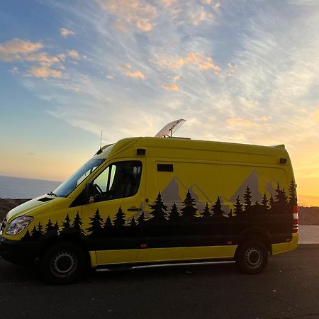 On Road- Feel Freedom With Campervan! Guincho  Екстериор снимка