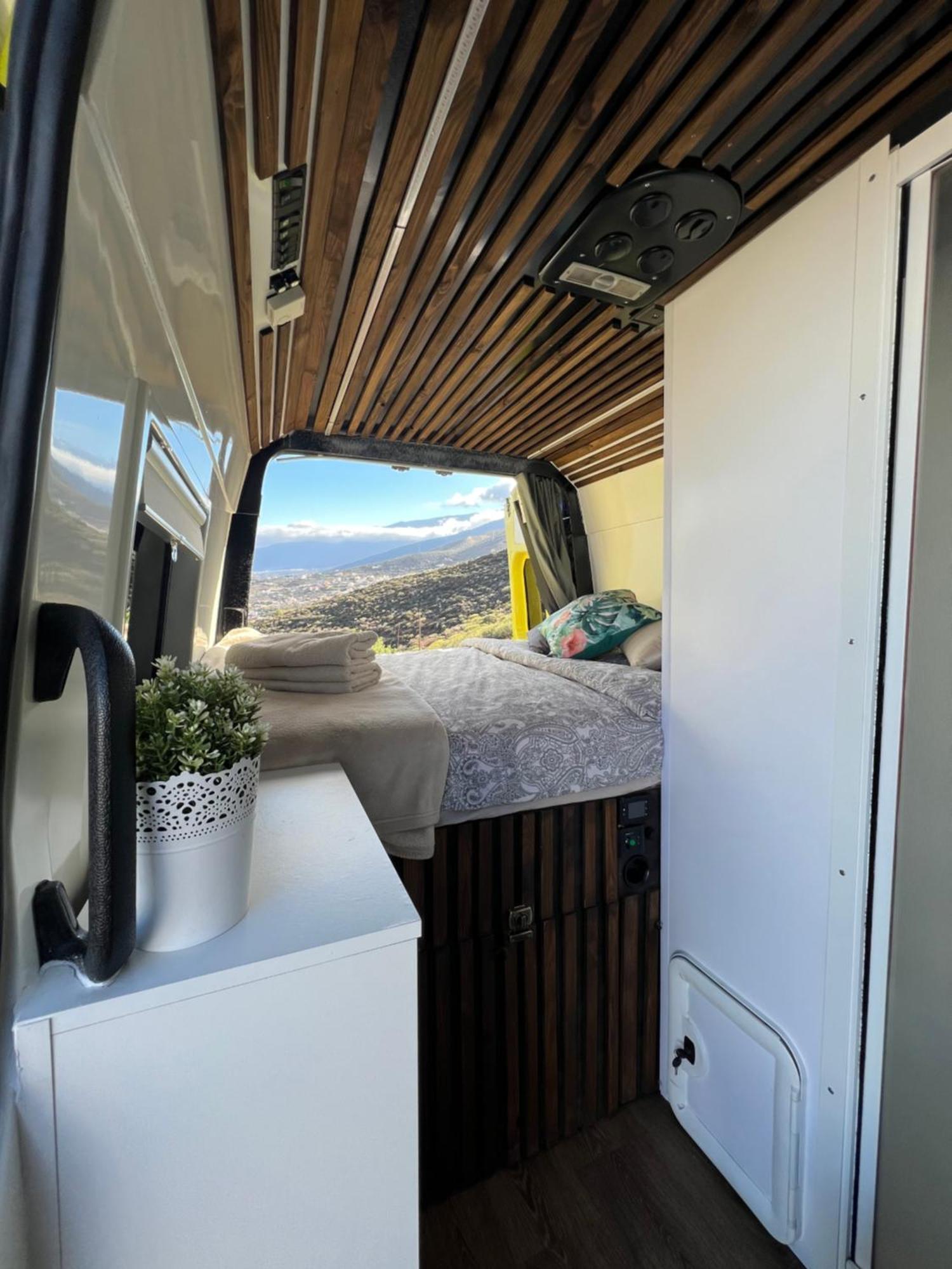 On Road- Feel Freedom With Campervan! Guincho  Екстериор снимка